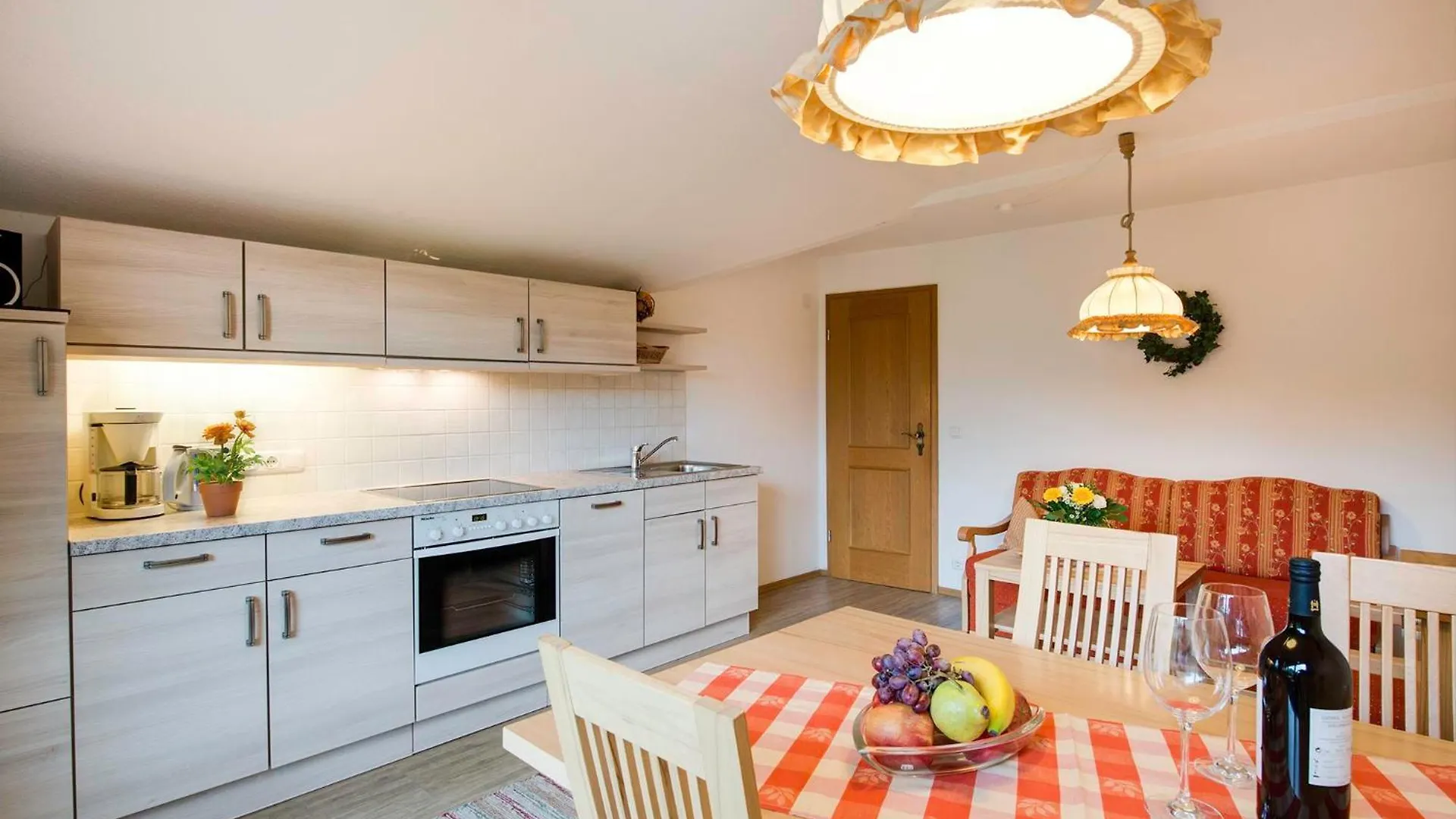 Landhaus Bachtelmuehle Bolsterlang Guest house
